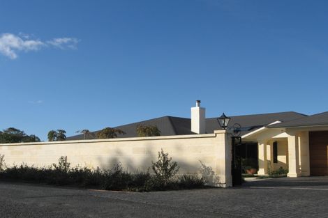 Photo of property in 102 Riverview Road, Kerikeri, 0230