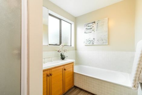 Photo of property in 66 Apsley Drive, Avonhead, Christchurch, 8042