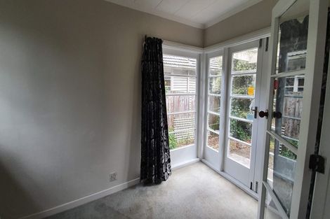 Photo of property in 43 Kirkwood Avenue, Upper Riccarton, Christchurch, 8041
