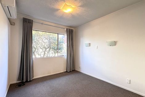 Photo of property in 1/10 Benygloe Place, Highland Park, Auckland, 2010