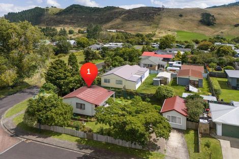 Photo of property in 1 Carrick Robertson Place, Waihi, 3610