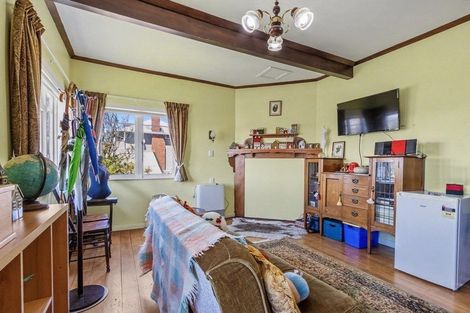 Photo of property in 23 Carlton Avenue, Gonville, Whanganui, 4501