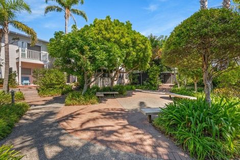 Photo of property in 21/72 Kitchener Road, Milford, Auckland, 0620