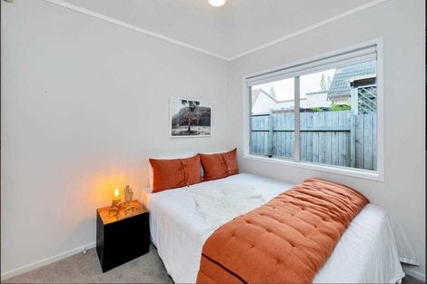 Photo of property in 2/7 Putney Place, Ranui, Auckland, 0612