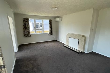 Photo of property in 40 Shearer Crescent, Naenae, Lower Hutt, 5011