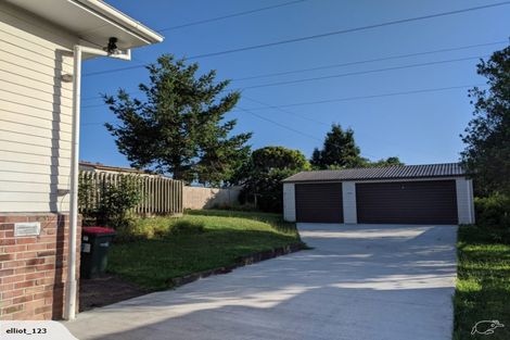 Photo of property in 12 Poto Street, Te Atatu South, Auckland, 0610