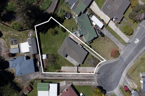Photo of property in 5 Jarmey Place, Mangakakahi, Rotorua, 3015