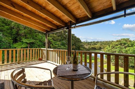Photo of property in 155 Riverside Drive, Parahaki, Whangarei, 0112
