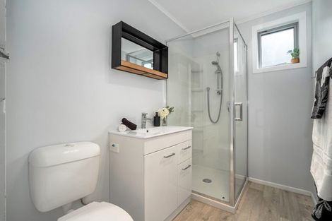 Photo of property in 85a Mulberry Street, Normandale, Lower Hutt, 5010