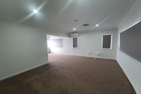 Photo of property in 6 Willis Road, Papakura, 2110