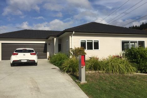 Photo of property in 29 Applemoors Way, Riverhead, 0820