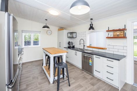 Photo of property in 556 Great South Road, Huntly, 3700