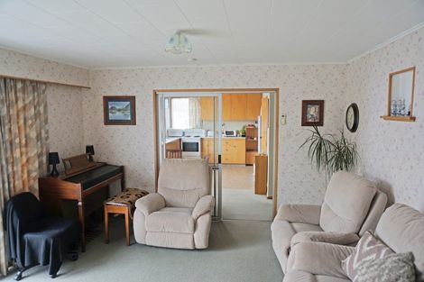 Photo of property in 231 Princes Street, Strathern, Invercargill, 9812