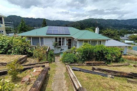 Photo of property in 16 Logie Street, Stokes Valley, Lower Hutt, 5019
