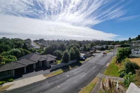 Photo of property in 228a Heta Road, Merrilands, New Plymouth, 4312