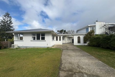 Photo of property in 304 Dowse Drive, Maungaraki, Lower Hutt, 5010
