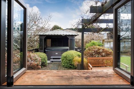 Photo of property in 3 Newland Court, Palmerston North, 4410