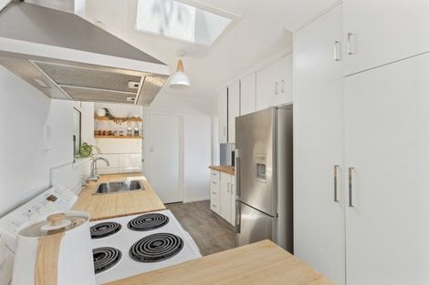 Photo of property in 137 Brooklands Road, Brooklands, New Plymouth, 4310