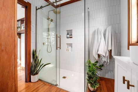 Photo of property in 208 Nixon Street, Hamilton East, Hamilton, 3216