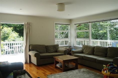 Photo of property in 5 Melba Street, Beach Haven, Auckland, 0626