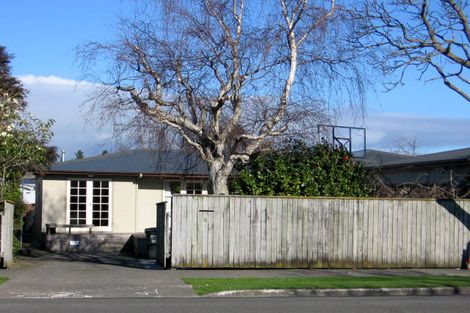 Photo of property in 6 Park Road, West End, Palmerston North, 4412