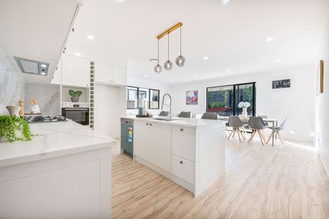 Photo of property in 24 Matahae Drive, Flat Bush, Auckland, 2019