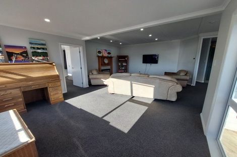 Photo of property in 307a Carrington Street, Vogeltown, New Plymouth, 4310