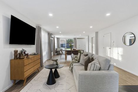 Photo of property in 12 Phar Lap Crescent, Takanini, 2112