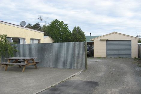 Photo of property in 2 Douglas Road, Amberley, 7410