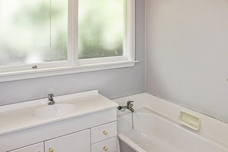 Photo of property in 18 Glenavon Place, Ilam, Christchurch, 8041