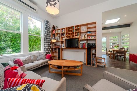 Photo of property in 23 Palm Grove, Berhampore, Wellington, 6023