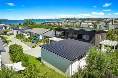 Photo of property in 22 Hampton Mews, Snells Beach, 0920