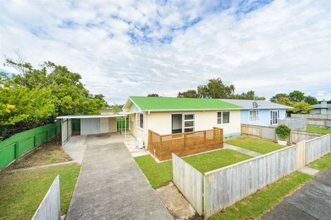 Photo of property in 2 Leslie Avenue, Cloverlea, Palmerston North, 4412