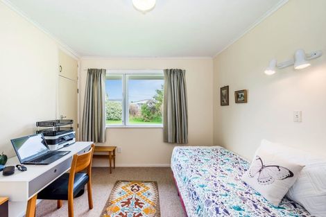 Photo of property in 22 Hohiria Street, Waikanae Beach, Waikanae, 5036