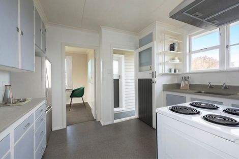 Photo of property in 12 Murch Place, Tawhero, Whanganui, 4500