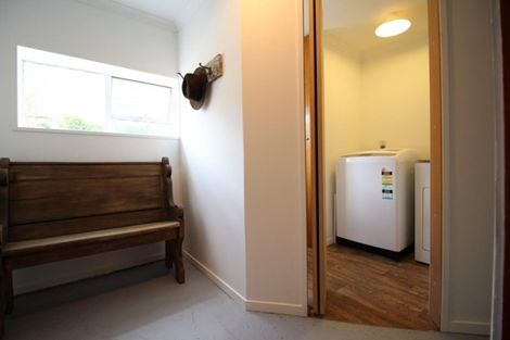 Photo of property in 48 Royal Terrace, Alexandra, 9320