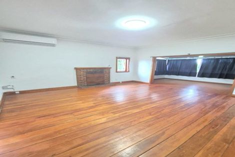 Photo of property in 137 Seabrook Avenue, New Lynn, Auckland, 0600