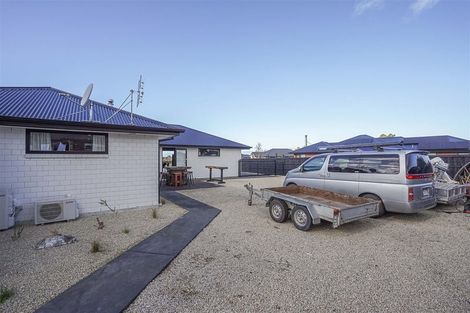 Photo of property in 14 Quail Way, Amberley, 7410