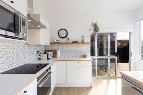 Photo of property in 7c Avonhead Road, Avonhead, Christchurch, 8042