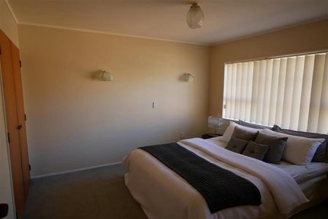 Photo of property in 1/6 Keeney Court, Papakura, 2110