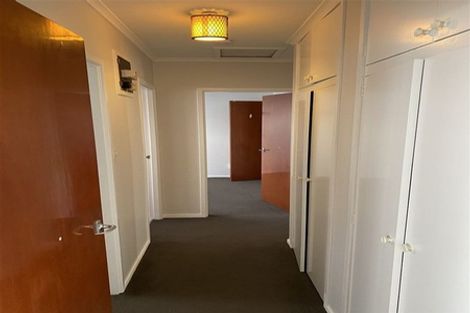 Photo of property in 2/16 Northall Road, New Lynn, Auckland, 0600