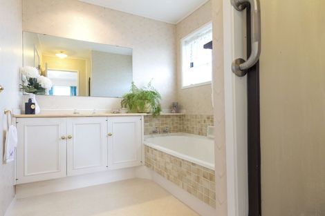 Photo of property in 1/8 Eastridge Court, Northpark, Auckland, 2013