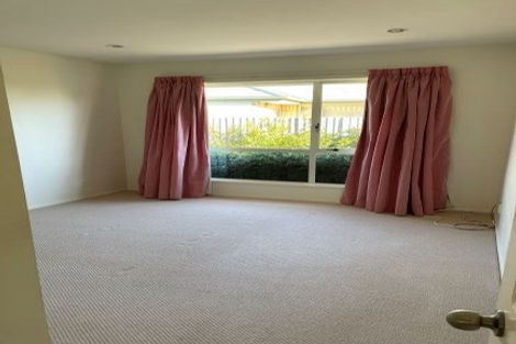 Photo of property in 1 Carmana Gardens, Rangiora, 7400