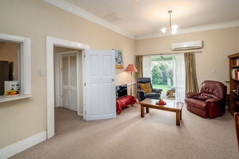 Photo of property in 1 Grey Street, Woodville, 4920