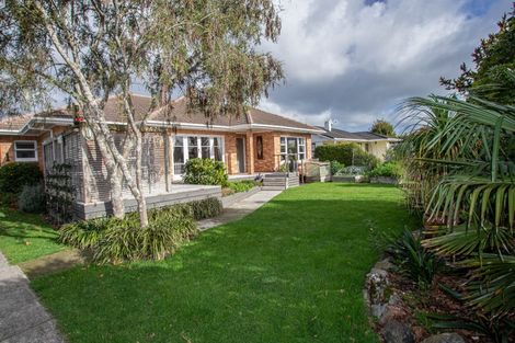 Photo of property in 1 Martin Street, Fairfield, Hamilton, 3214