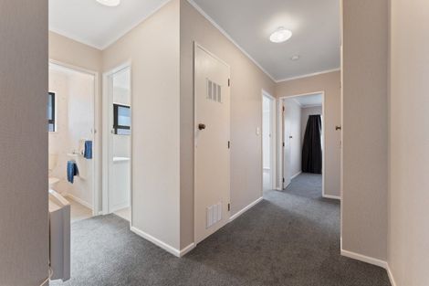 Photo of property in 128 Winchester Street, Levin, 5510