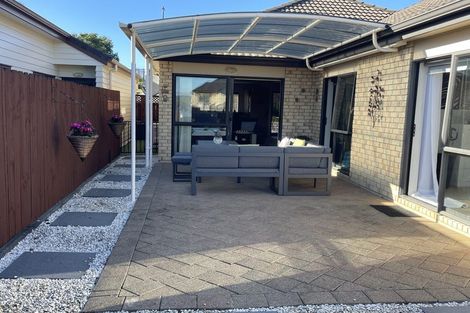 Photo of property in 28 Espalier Drive, Henderson, Auckland, 0612