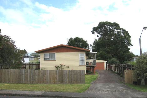 Photo of property in 4 Longreach Drive, Sunnyvale, Auckland, 0612