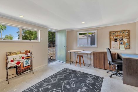 Photo of property in 25 Kettle Avenue, Awapuni, Palmerston North, 4412