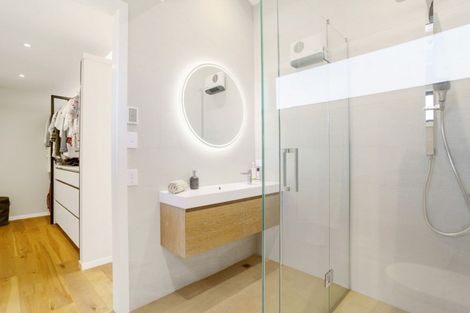 Photo of property in 103 Beach Road, Whangamata, 3620